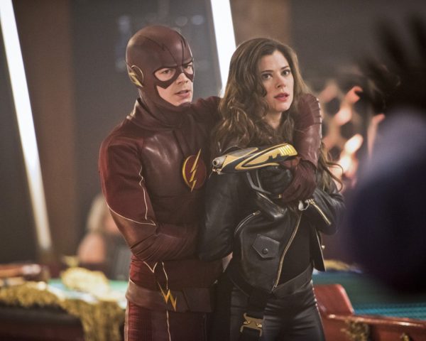 The Flash - Episode 16 - Barry Allen and Lisa Snart