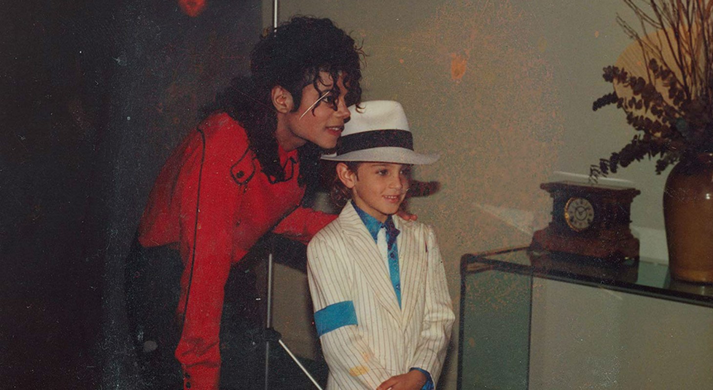 Leaving-Neverland-Michael-Jackson-Red Shirt