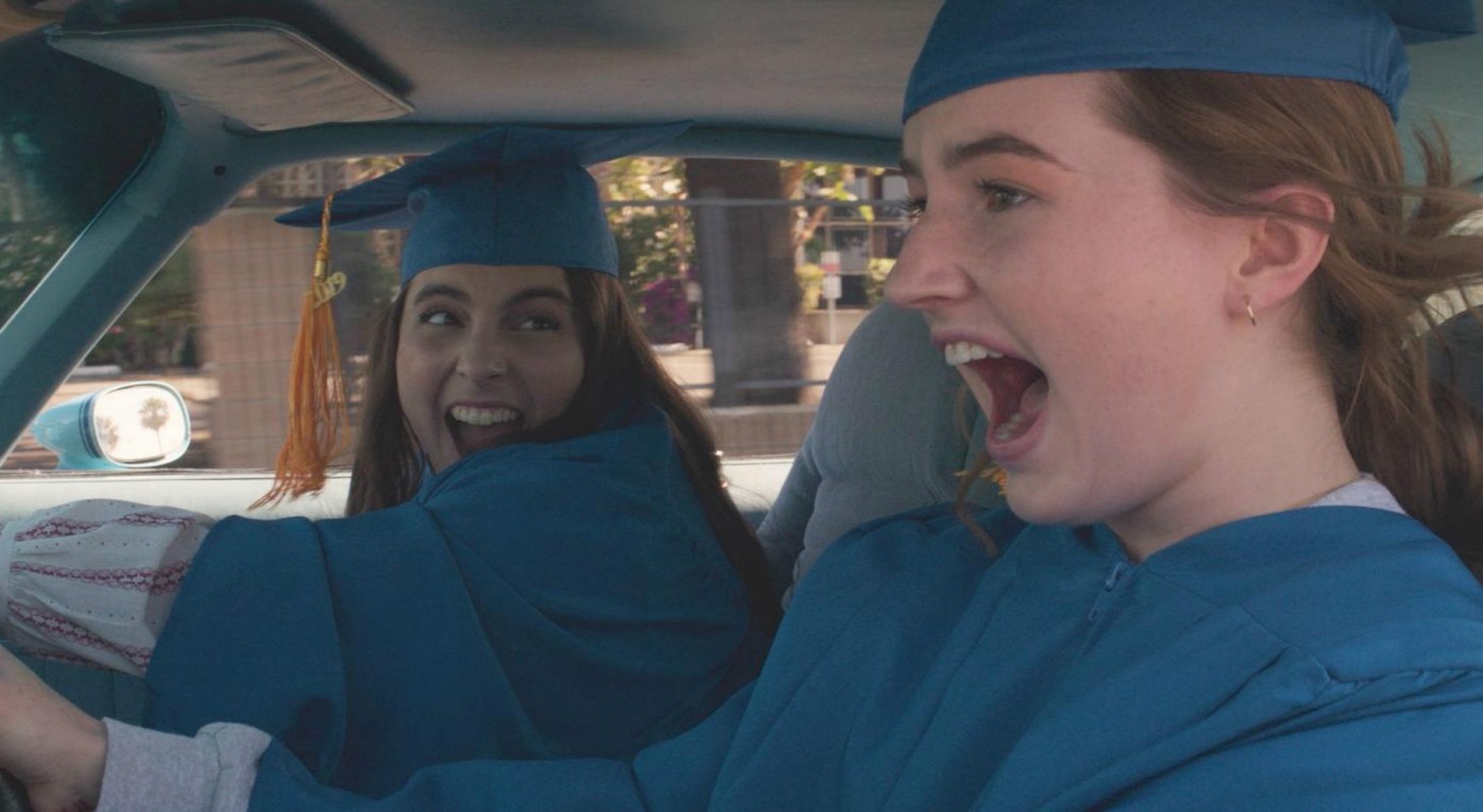 Booksmart-Dever-Feldstein-in-car