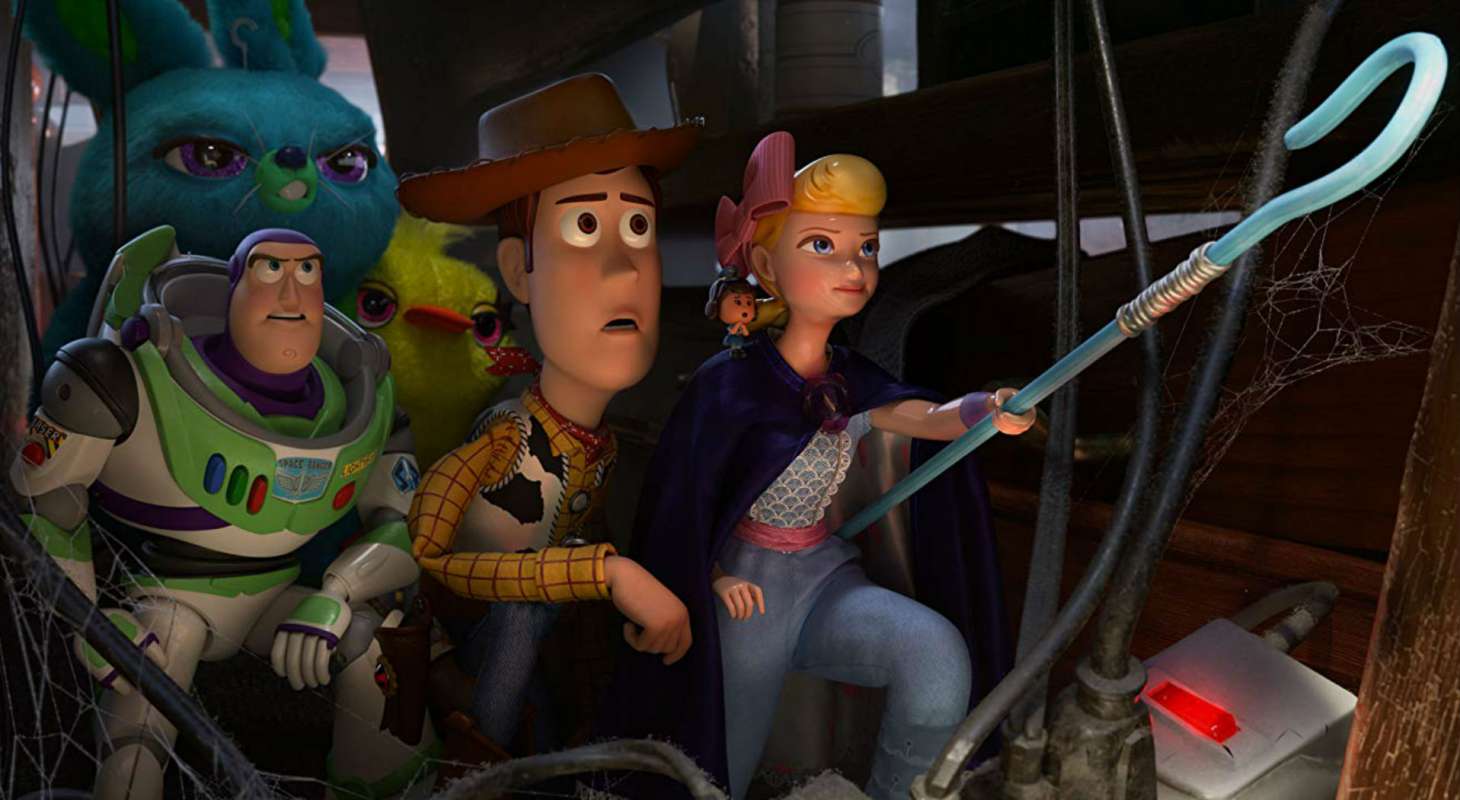 Toy-Story-4-The-Gang-Explores-Feature-Image