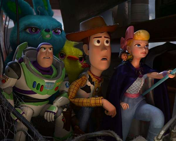 Toy-Story-4-The-Gang-Explores-Feature-Image
