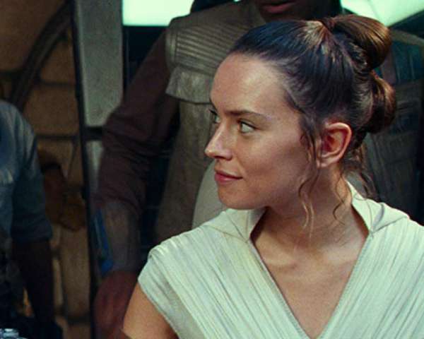 star-wars-the-rise-of-skywalker-rey-and-chewie