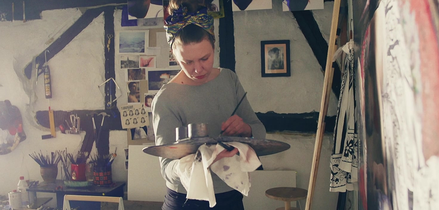 a still from The Painter and the Thief