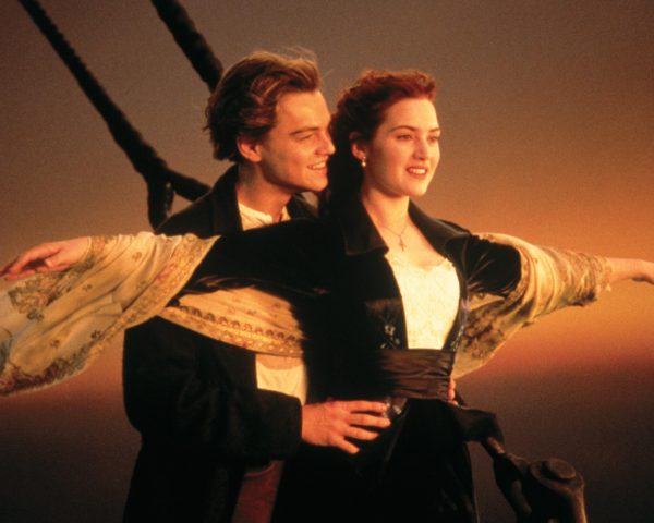 Titanic I'm Flying Scene Kate Winslet Leonardo DiCaprio