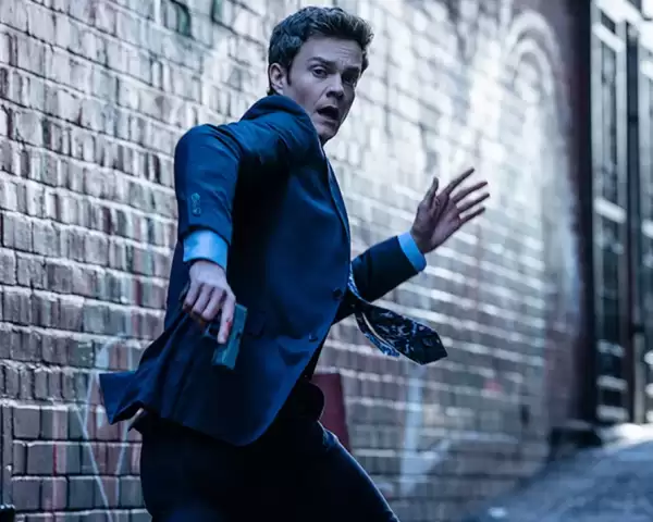 Jack Quaid in Novocaine