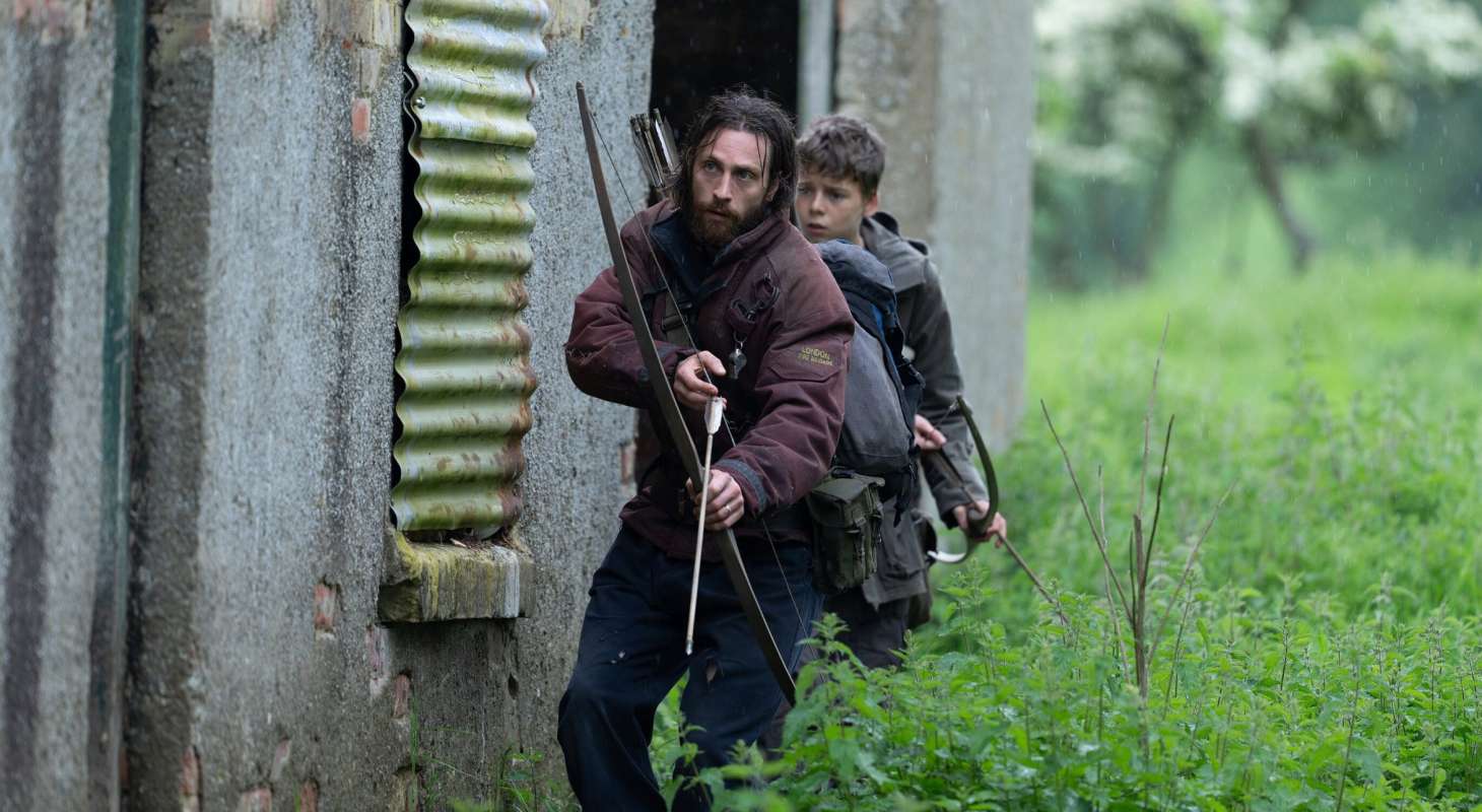 Aaron Taylor-Johnson and Alfie Williams in Danny Boyle and Alex Garland's 28 Years Later
