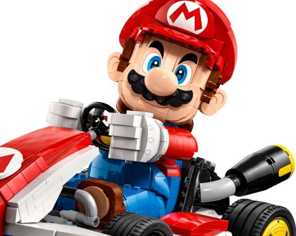 Mario Kart – Mario & Standard Kart LEGO set