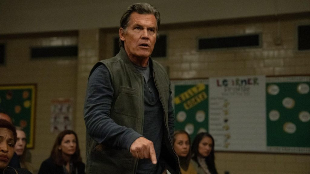 weapons-josh-brolin