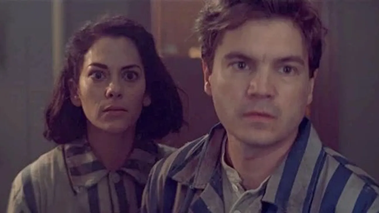 Inbar Lavi and Emile Hirsch in Bau, Artist at War