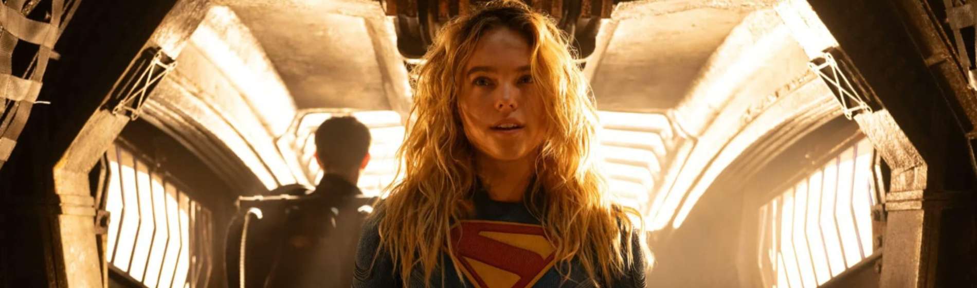 supergirl-solo-hero-shot